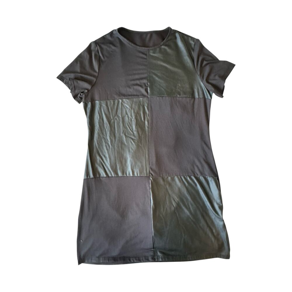 SHEIN Women’s Colorblock Faux Leather Patch T-Shirt Dress XL Black Short Sleeve - Picture 3 of 6